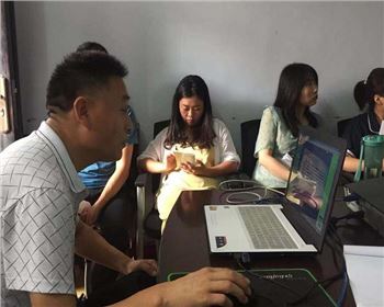 萬通公司組織學習 《公路瀝青路面養(yǎng)護設計規(guī)范》活動